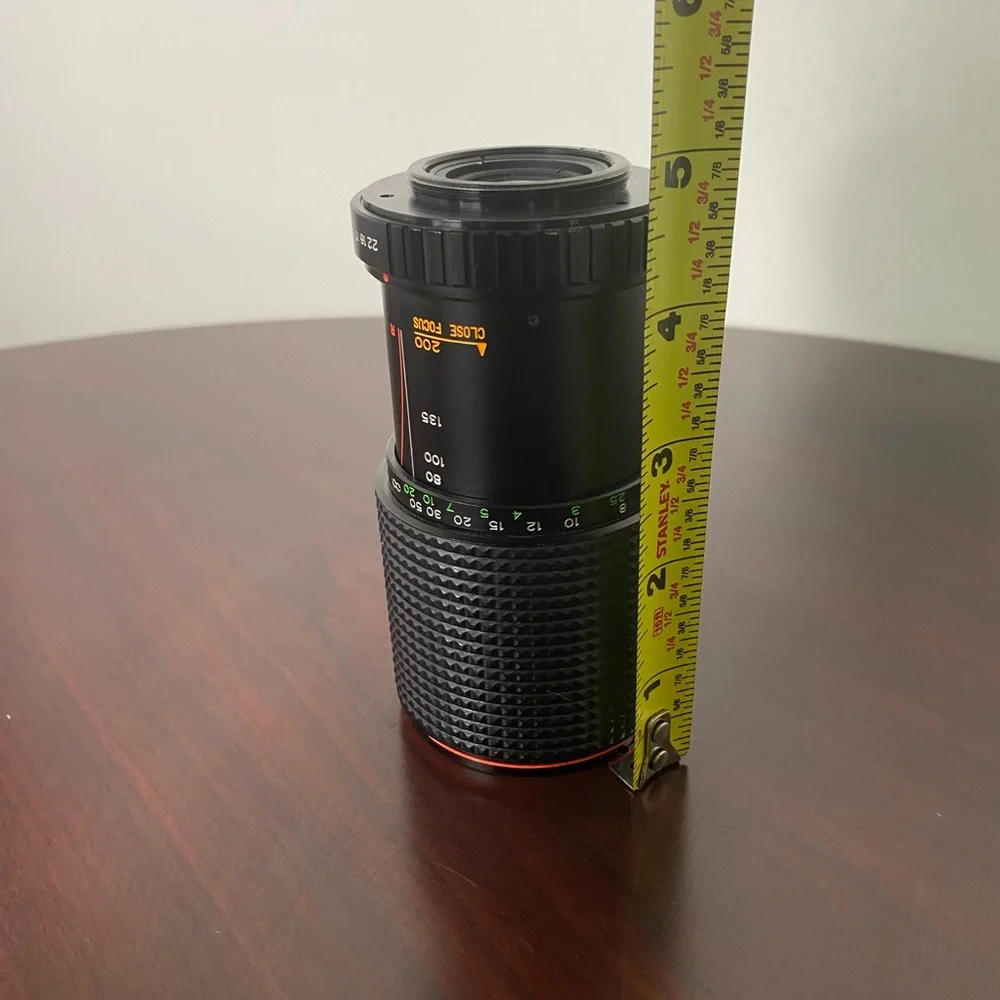 Sakar auto zoom f=80-200mm 1:3.9/4.5 No.81483 black Lens made in Japan